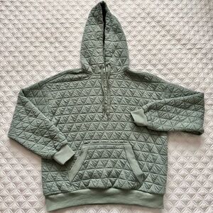 This Girl Triangular Quilted Sage Green Pullover Hoodie Size Medium